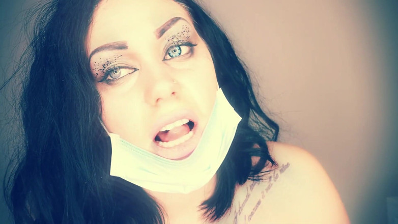 Goddess Misha Goldy: Psycho egzekuksa! Jebanie swojego int() xicated dupka!