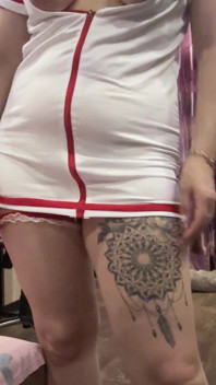 Îți place că arăt ca o curvă? Uite cum fut XXX