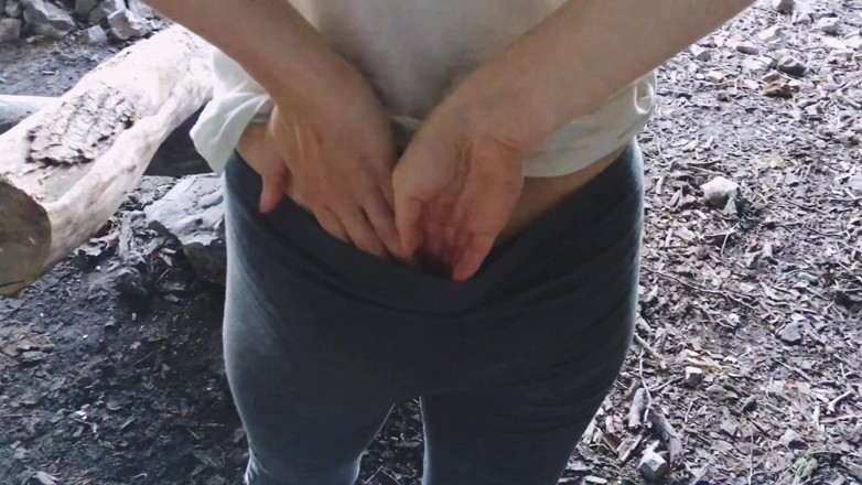Hairy couple: Riskabelt knullar hårig buske fitta främling flicka tills creampie