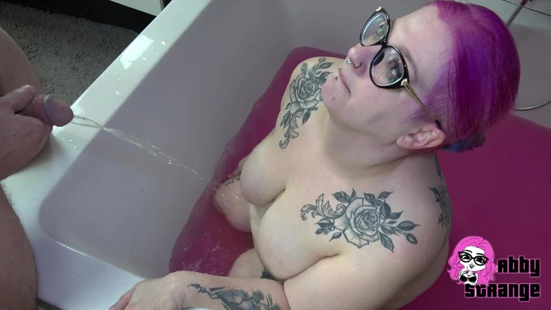 Abby Strange: V Scheimbadu se počůrám po celém těle - moje první zlatá...