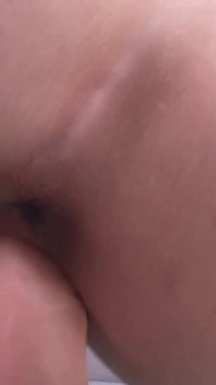 Sarina - la ragazza dai capelli scuri