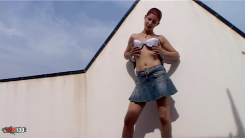 MMM100: Katia: Kåt Katia Strippar på terrassen