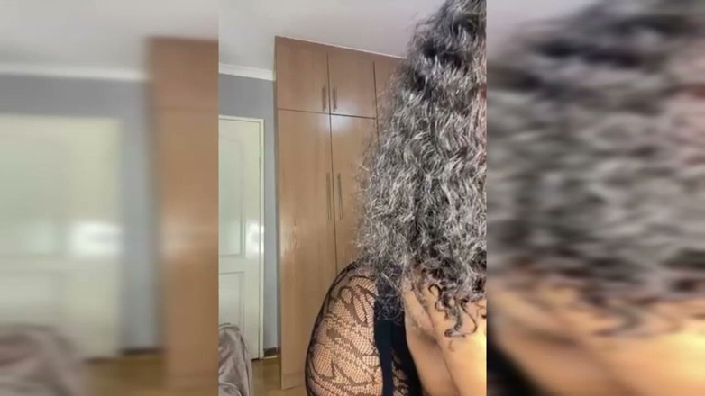 Legendary Booty Overdose: BBW Striptease &amp; Ass Worship