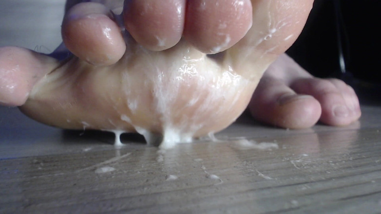 Hunky time: I Piedi Etero Del Cazzo Che Sborra