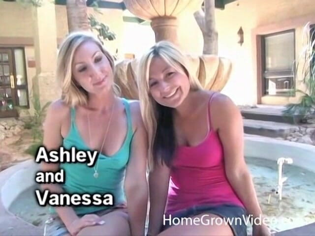 Homegrown GFs: Ashley and Vanessa Fuck Each Other with a Dildo