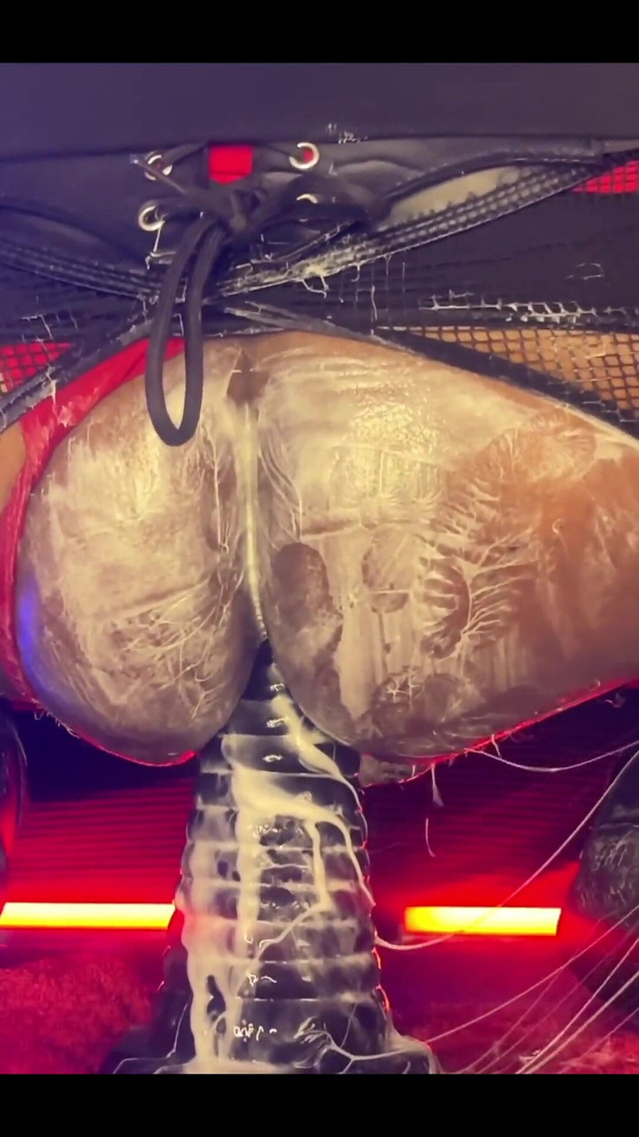 DipsoDeep: Femboy Bottom Dipsodeep Kremy Butthole with Large Dildo - Anal Training