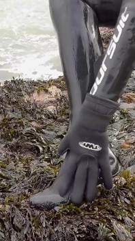 Rubbery Beach Encounter: Lucy's Neoprene Pussy Play with Stranger