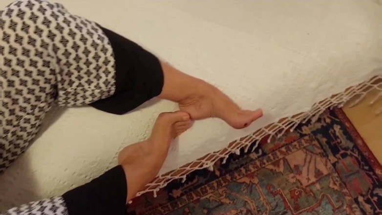 Selena701: Isteri Matang Berambut Perang Amatur Menikmati Seks Oral Di Antaranya