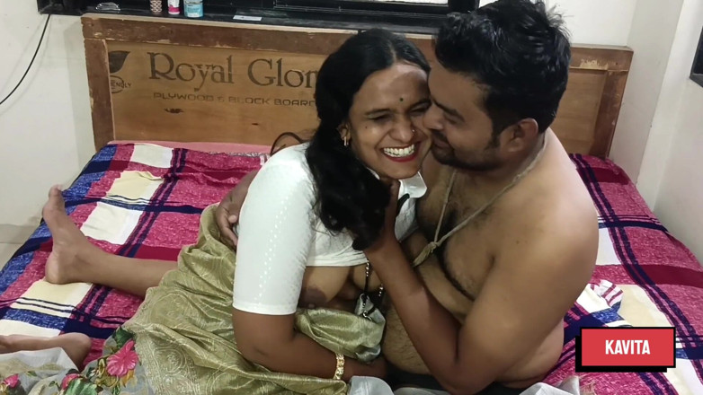 Kavita _zawazawi: Couple desi indien excité, gros plan, baise en sari, baiser...