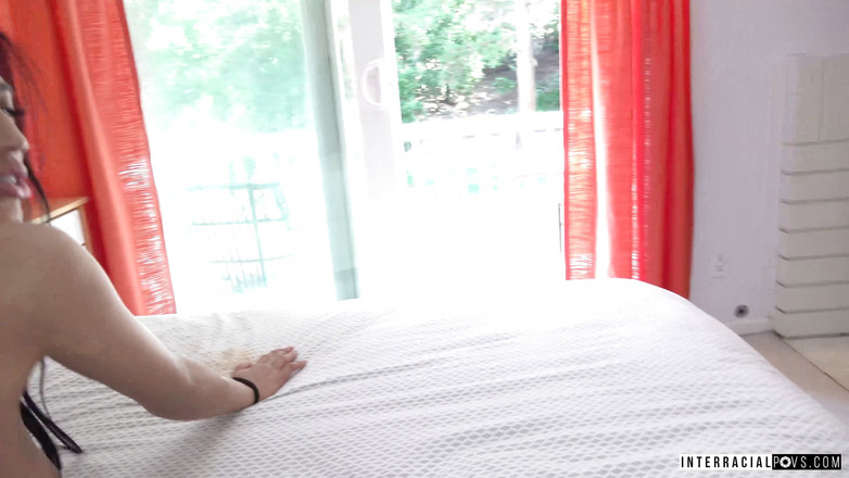 IR Povs: 大奶子可食用的Aubrey被大黑屌插菊花