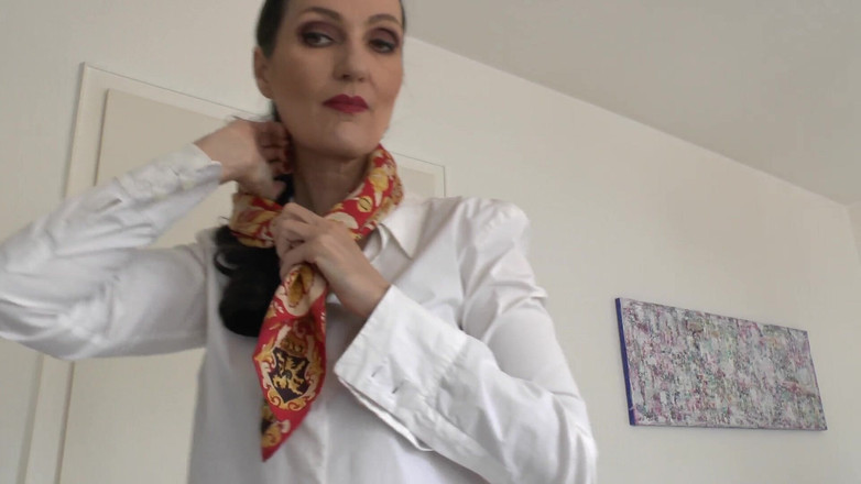 Lady Victoria Valente: シルクスカーフファッションショー、JOI、レディ・ヴィクトリア・ヴァレンテ