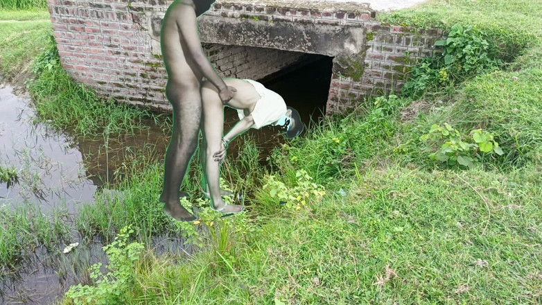 RAKP355: Нове індійське мусульманське секс-відео дівчини з коледжу та подруги дезі