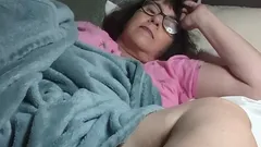 밤에 놀고 있는 새아빠!