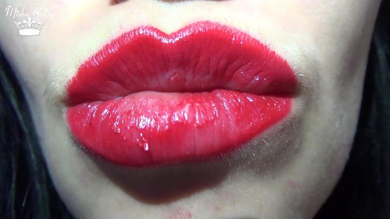 Goddess Misha Goldy: Rose lipstick &amp; gloss tease