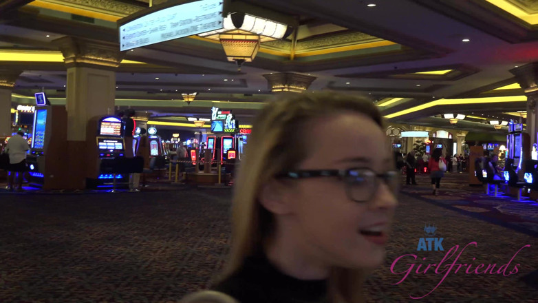 ATK Fans (Girlfriends): Alexia Gold ile Las Vegas'ta sanal tatil bölüm 1