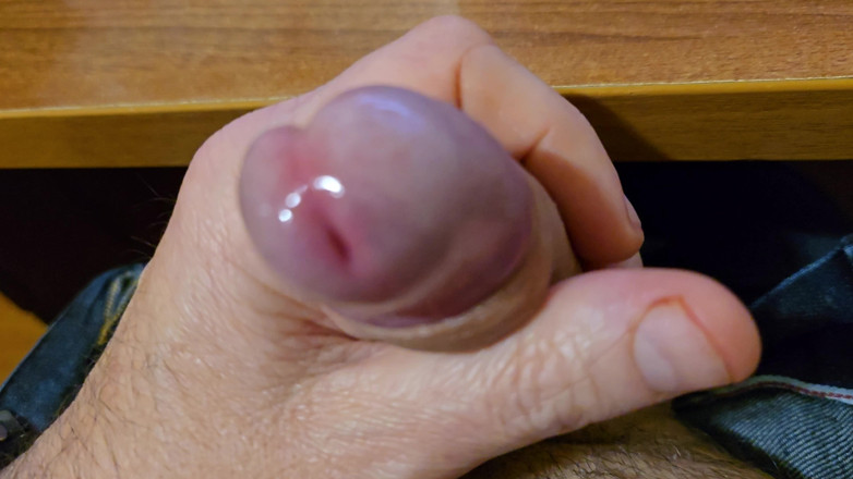 Jordance: 在射精前撸管