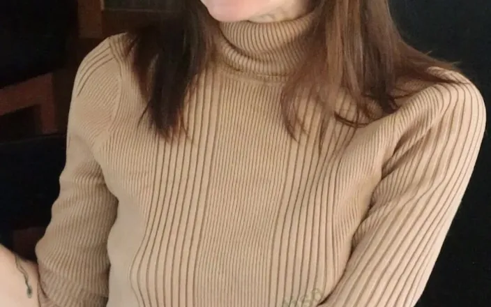 Nina Paradisa: You Want to Be My Tiny Foot Slave