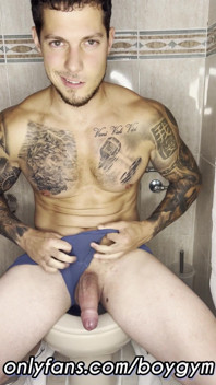 My Cock Cums in the Bathroom with No Touch