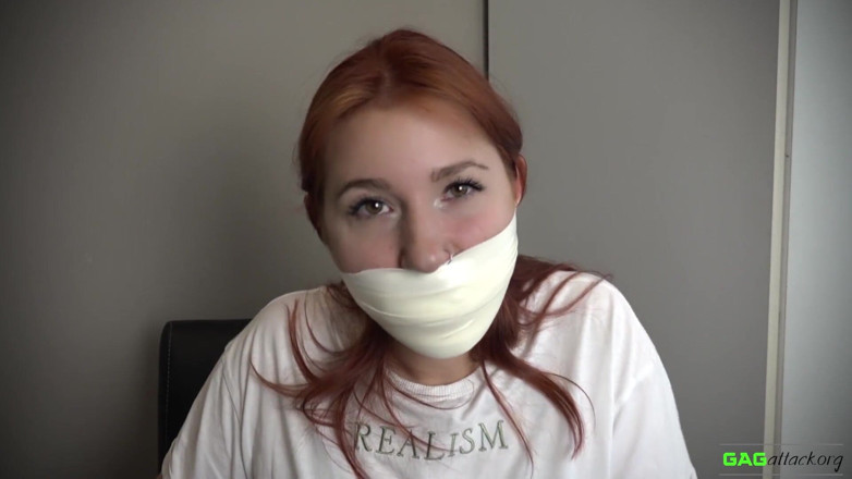 Gag Attack: Red Foxy - Microfoam tejp munkavlad
