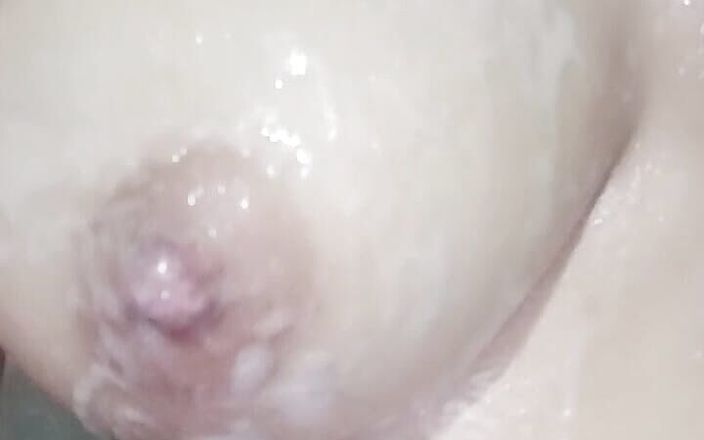 Sexy figure: Taking shower full fun play ass and nipples