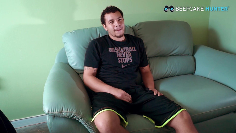 Beefcake Hunter: Got Milk From a 22 Years Old Hunk