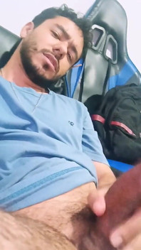 Foreskin Masturbation