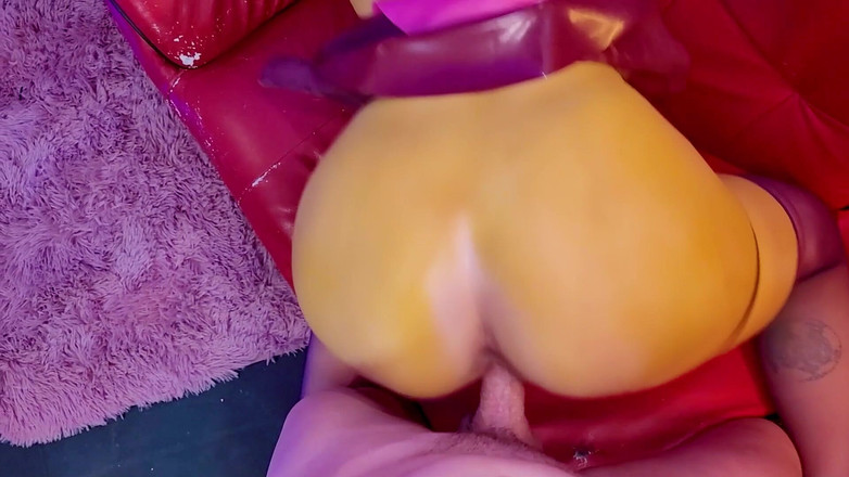 Little Puck: Ricevere un carico di questo seno di pollo! Goldie Cosplay