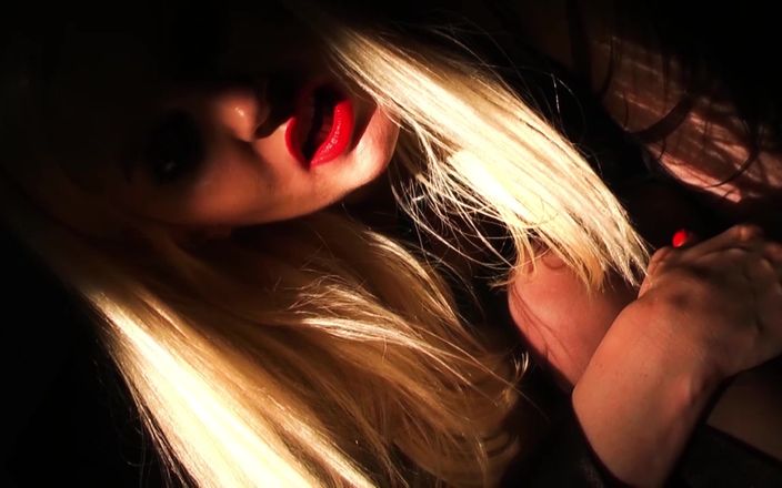 Goddess Celine: 女性调教 joi