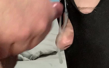 Angel Sky69: Han kallar mig en slampa i bakifrån och hamnar i...