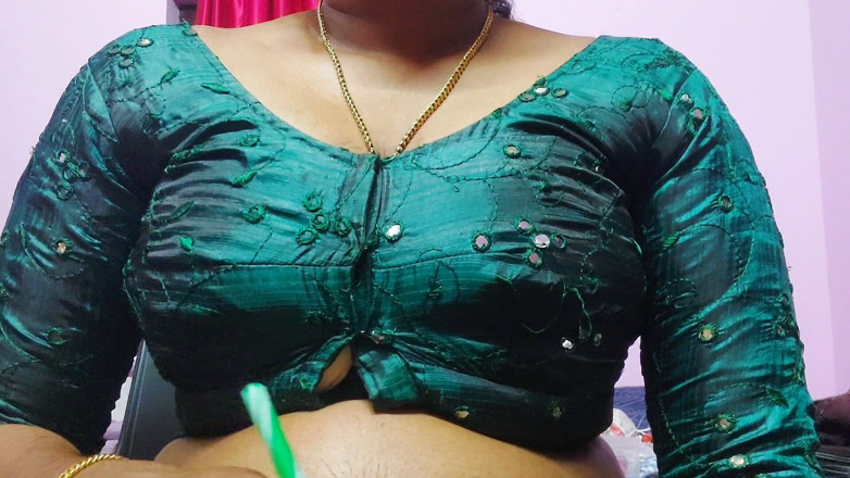 Desi Mohini: Cerita seks hot kakak dan adik tiri india di malam...