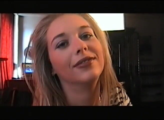 Flash Model Amateurs: She loves dick more then dildo