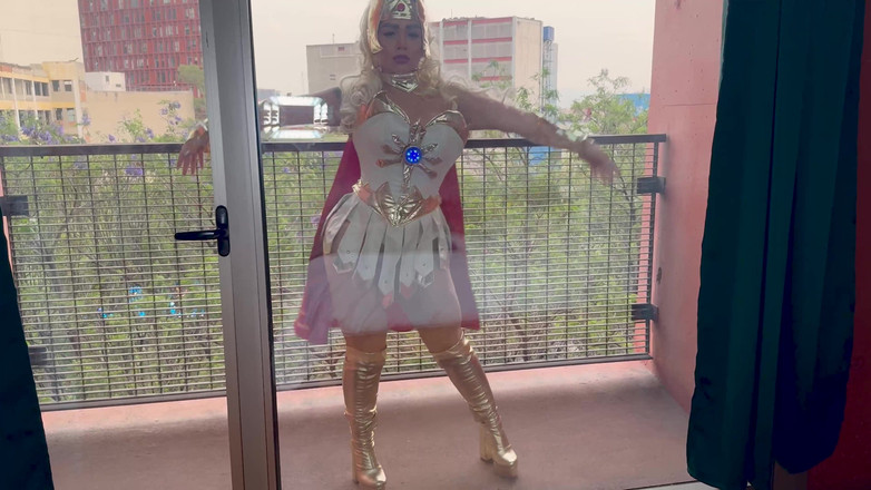 Duncan Saint: She Was Looking for Her Super Hero Cock