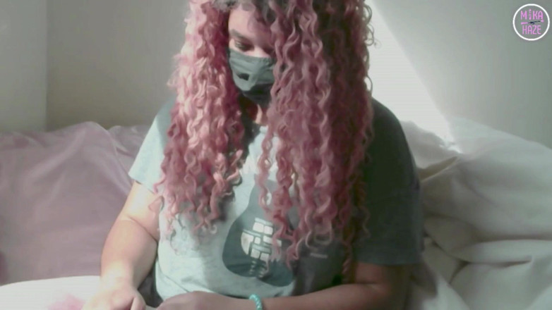 Mika Haze: Wearing mask and ignoring you