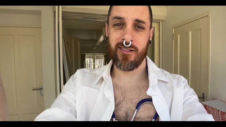 Maxx Obsidian: Asmr - esame medico inappropriato
