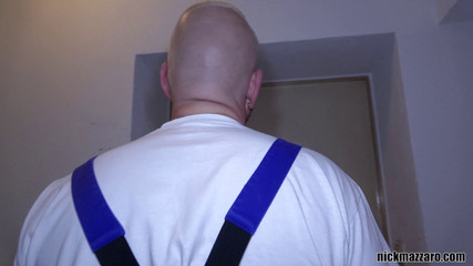 Frankfurt Sex Stories: Tesisatçı çağrısı