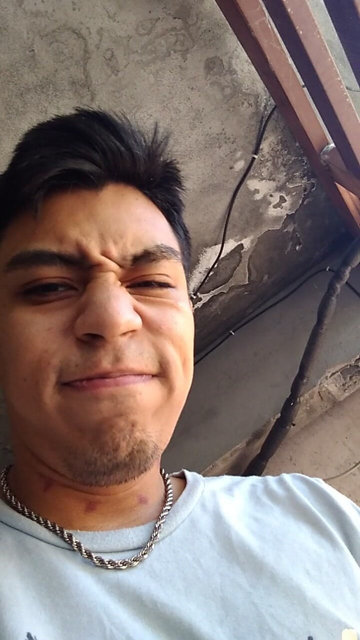 AlexAlejandro13: Masturbación en casa