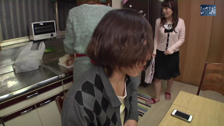 Lust JAV lab: V její přítomnosti - Vezmeme tchýni vedle manželky - 4