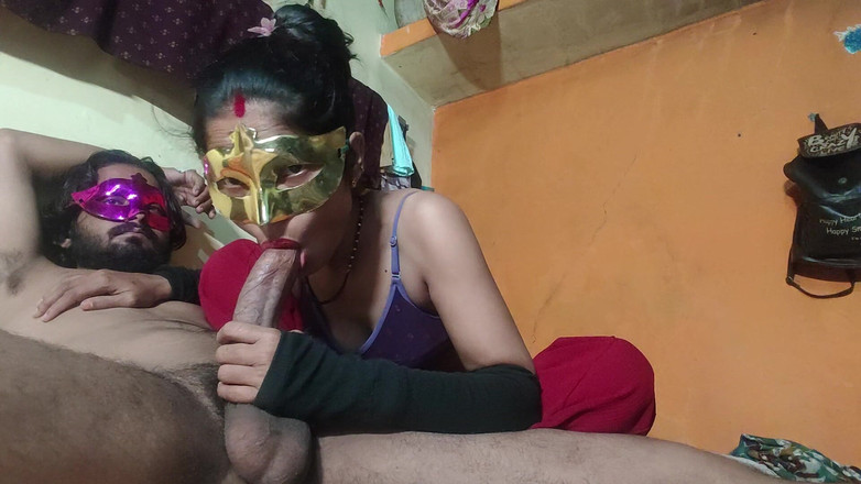 Sexy biwi: Ho fatto succhiare il mio grosso cazzo dal nuovo affittuario...