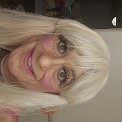 Jasmine Sub: Manžel Sissy Crossdresser zahajuje gangbang Fuck Fest