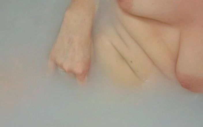 Fia studio: My Bath में मस्ती
