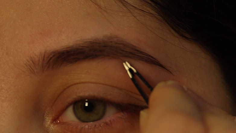 AmayaMori: Saya akan memetik pancutan mani saya lebih dekat dengan tweezers...