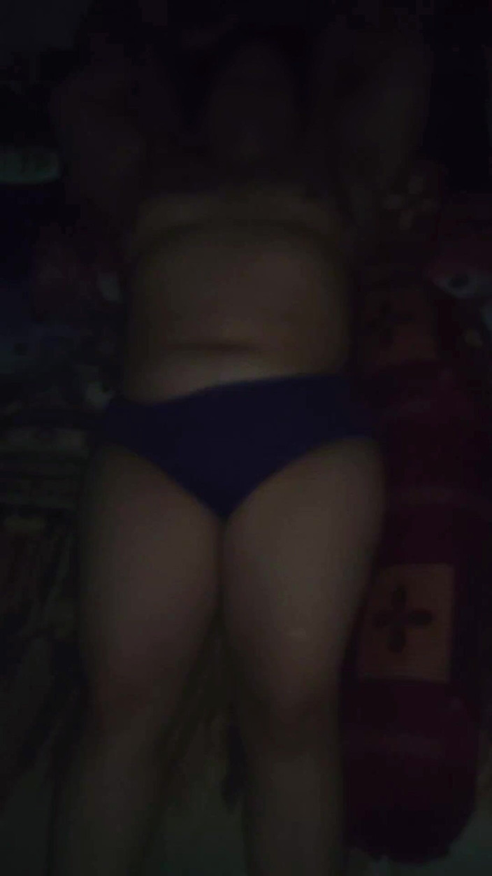 my_wife_chubby: Esposa del vecino de masaje que tiene grande natural