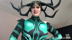 Geeky Femdom: Hela World Wide Instrukce honění