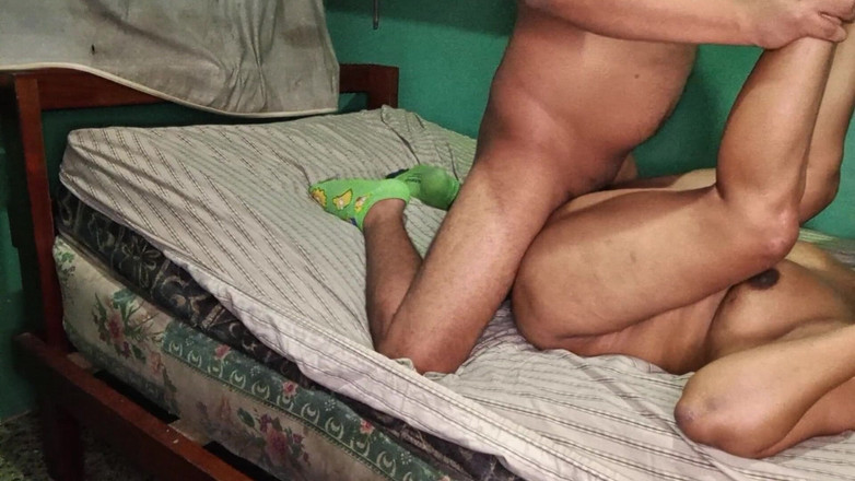 BigassMILF40: Місіонерський трах для тамільської брюнетки на високих підборах