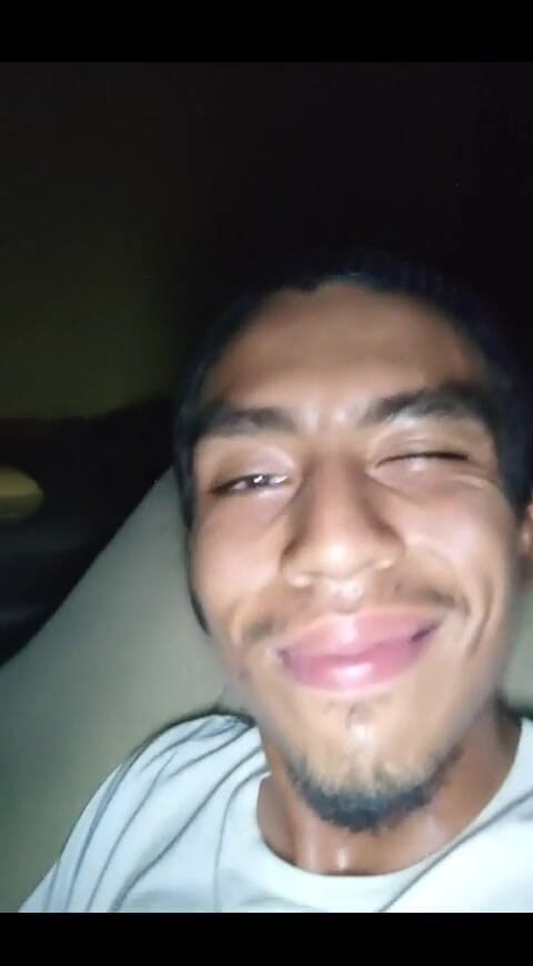 AlexAlejandro13: Masturbacja w ganku