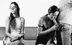 FannySquirting: ¡escándalo En El Aula Estudiante Se Corre En Los Pechos...