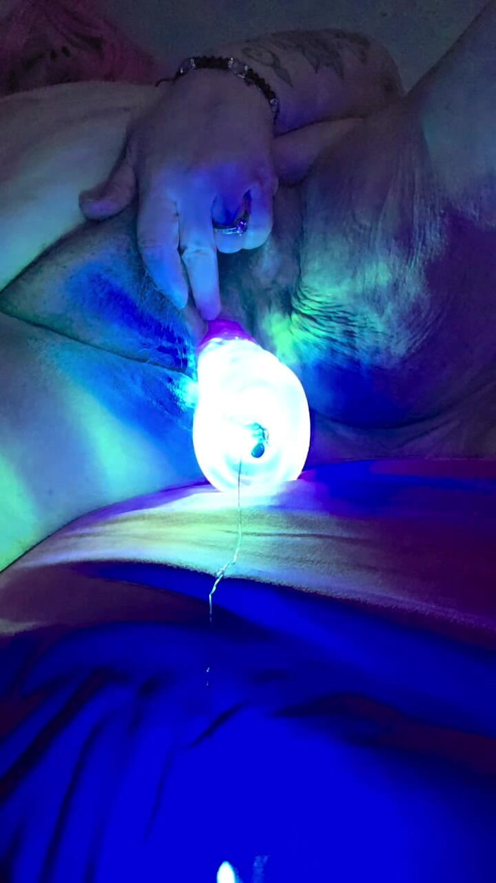 LustyPeachesofSin: Scopata illuminata