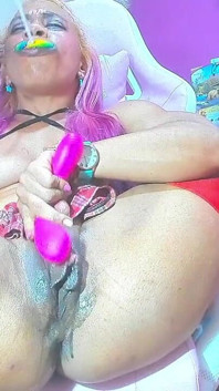 Awek Kolej Naugthy seksi berkongkek lolipop, berus rambut sukakan air mani keras di mata ayah tiri cinta awak