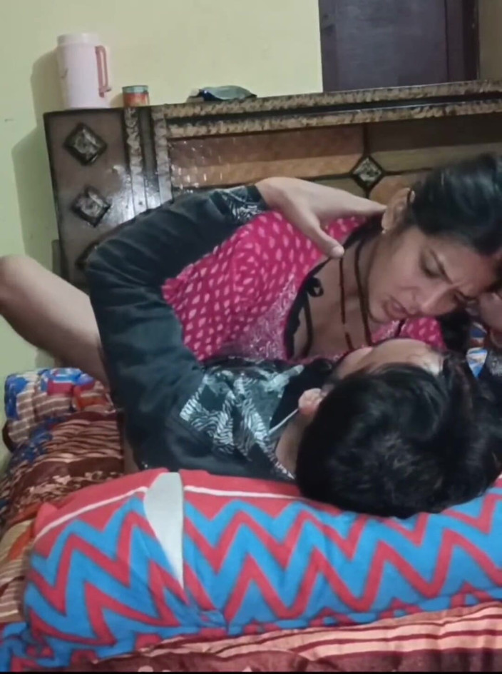 sashaa: Indian Virgin Girl Ponded Hard by Boyfriend 1