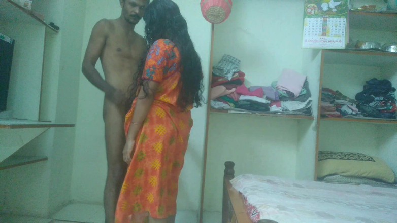 Telugu Couple: 침실에서 찐 인도 마누라 인도 스타일 오럴